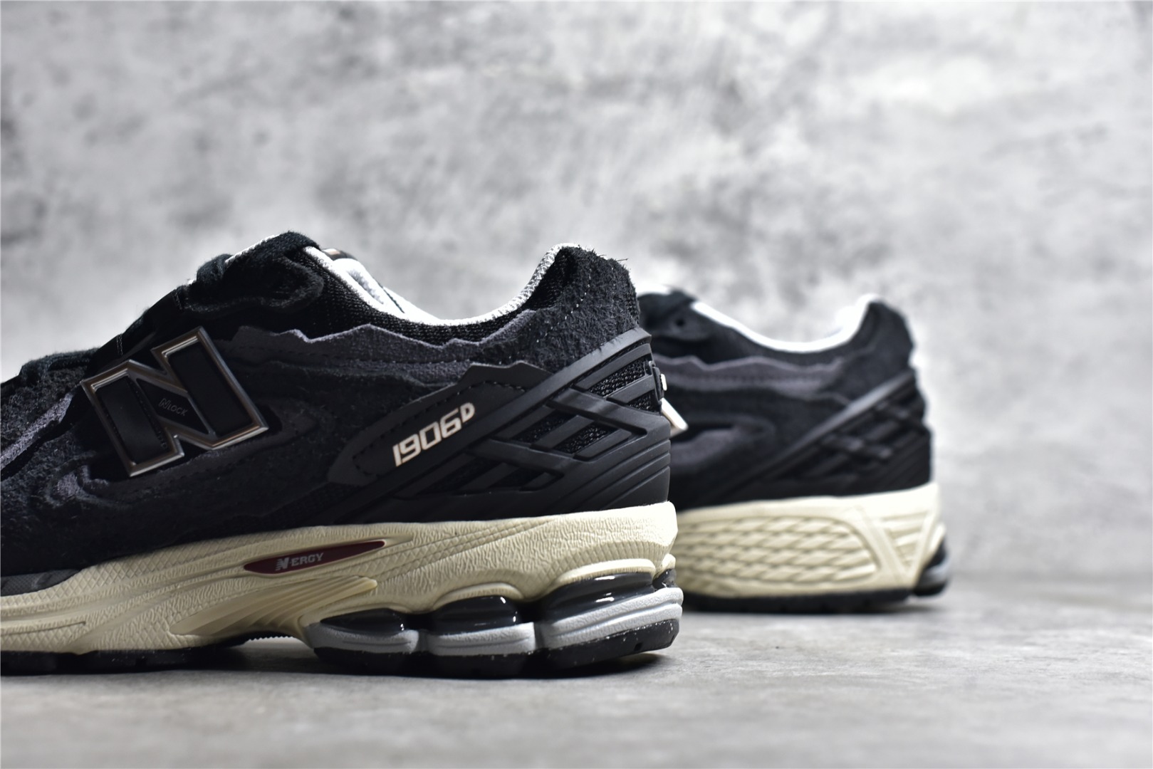 new balance m1906dd protection pack sneaker